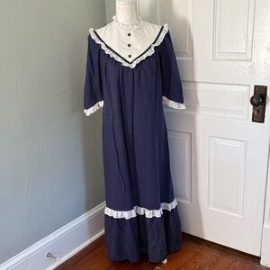 Vintage Mako Hawaii Navy Blue Polka Dot Dress White Accents Size 6